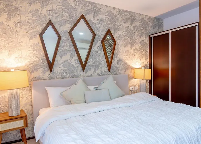 Bed and breakfast Menesse 4*